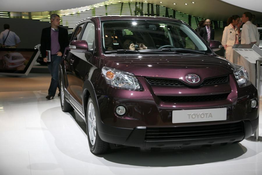 Toyota Urban Cruiser 2009 года  (фото 75 из 113)
